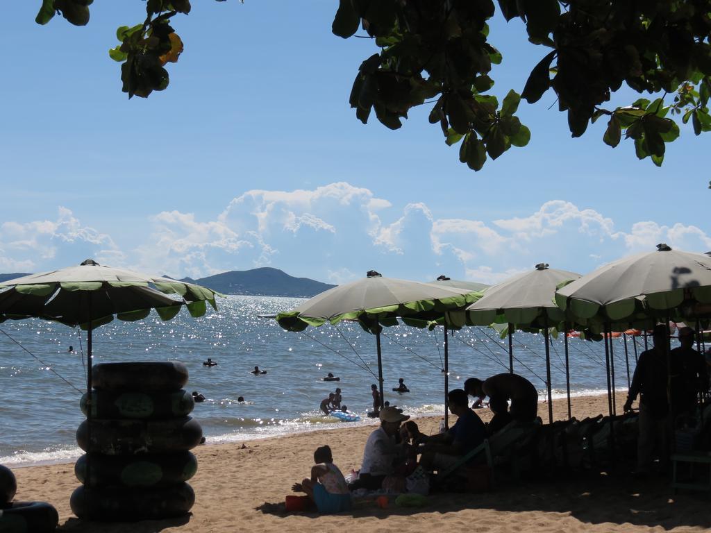 Jomtien Plaza Suite Apartments Bilik gambar