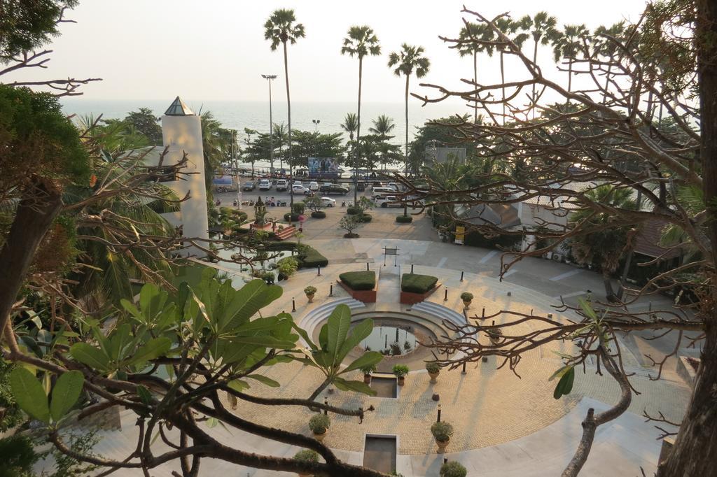 Jomtien Plaza Suite Apartments Bilik gambar