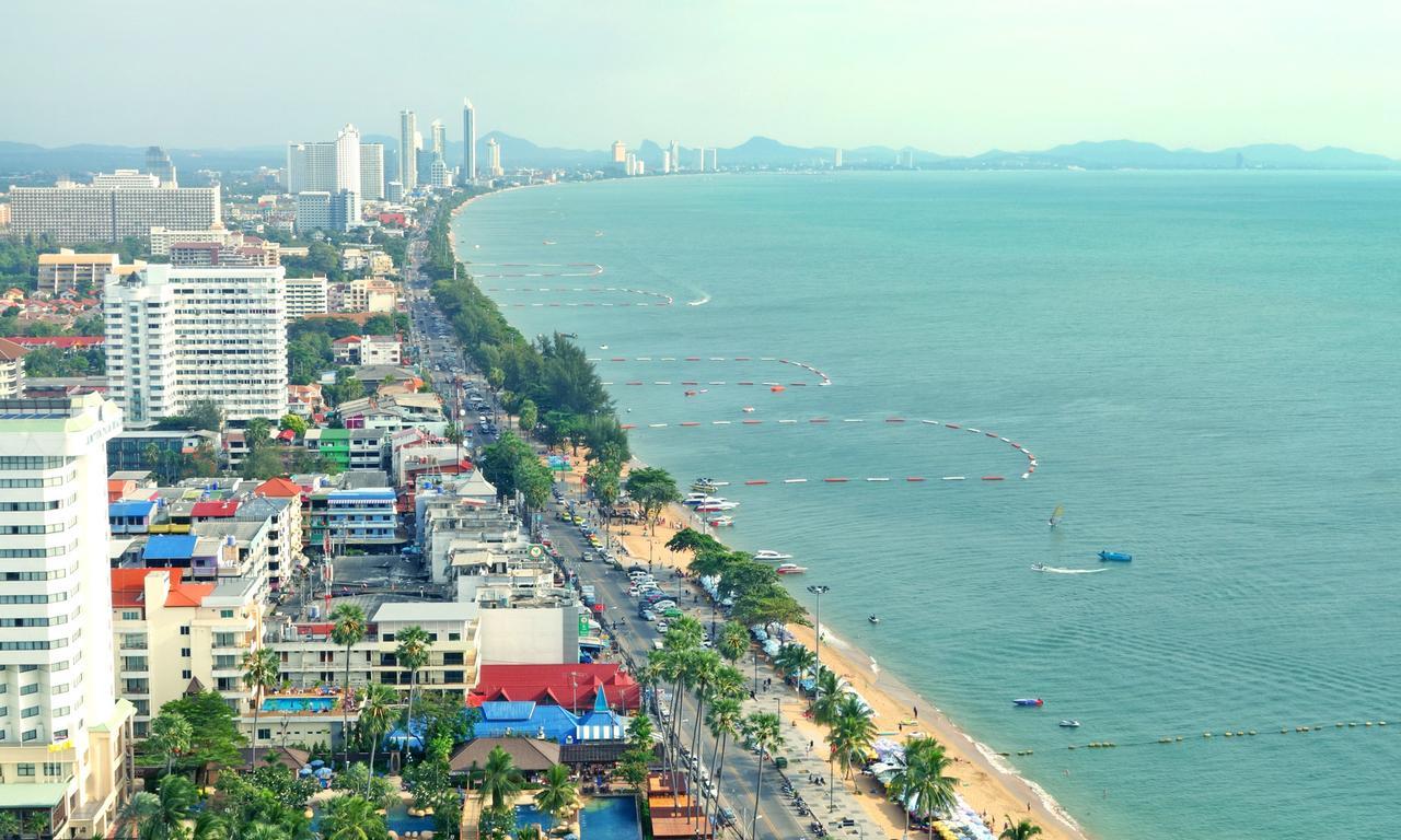 Jomtien Plaza Suite Apartments Luaran gambar